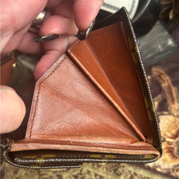 Authentic Louis Vuitton Elise Monogram two sides snap Wallet - Picture 10 of 16